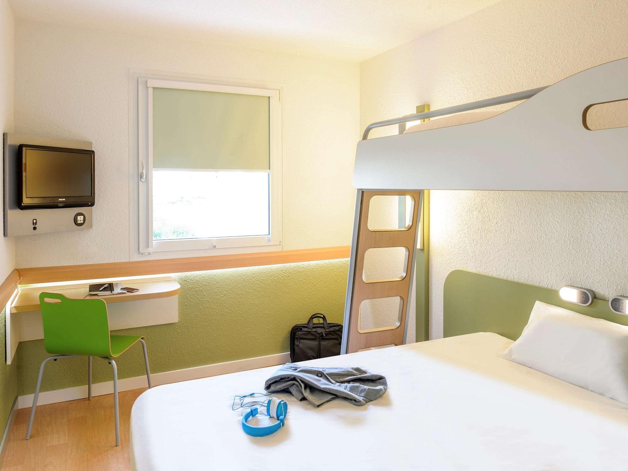 ibis budget Tarbes Buitenkant foto