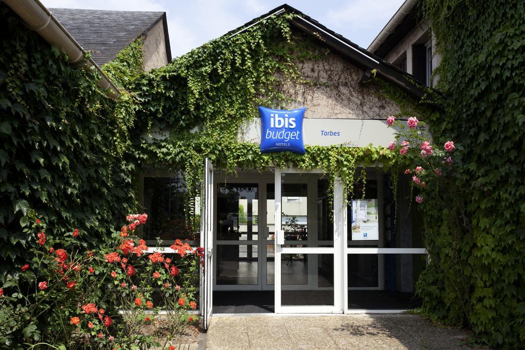 ibis budget Tarbes Buitenkant foto