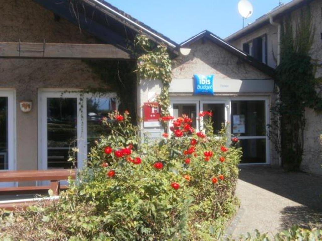 ibis budget Tarbes Buitenkant foto