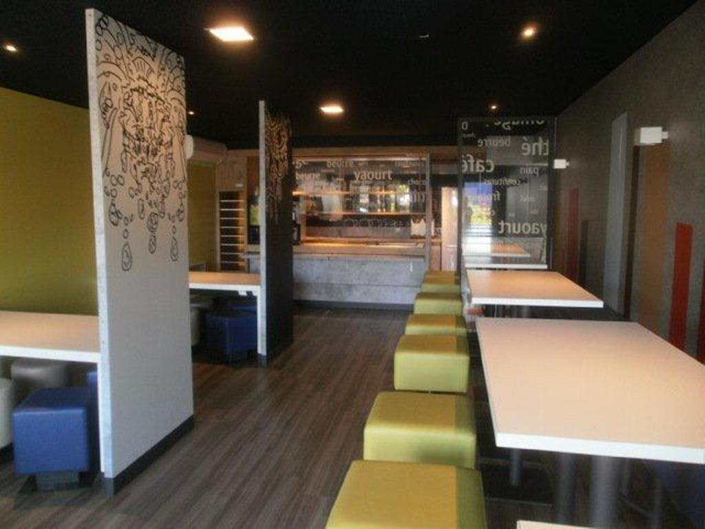 ibis budget Tarbes Buitenkant foto