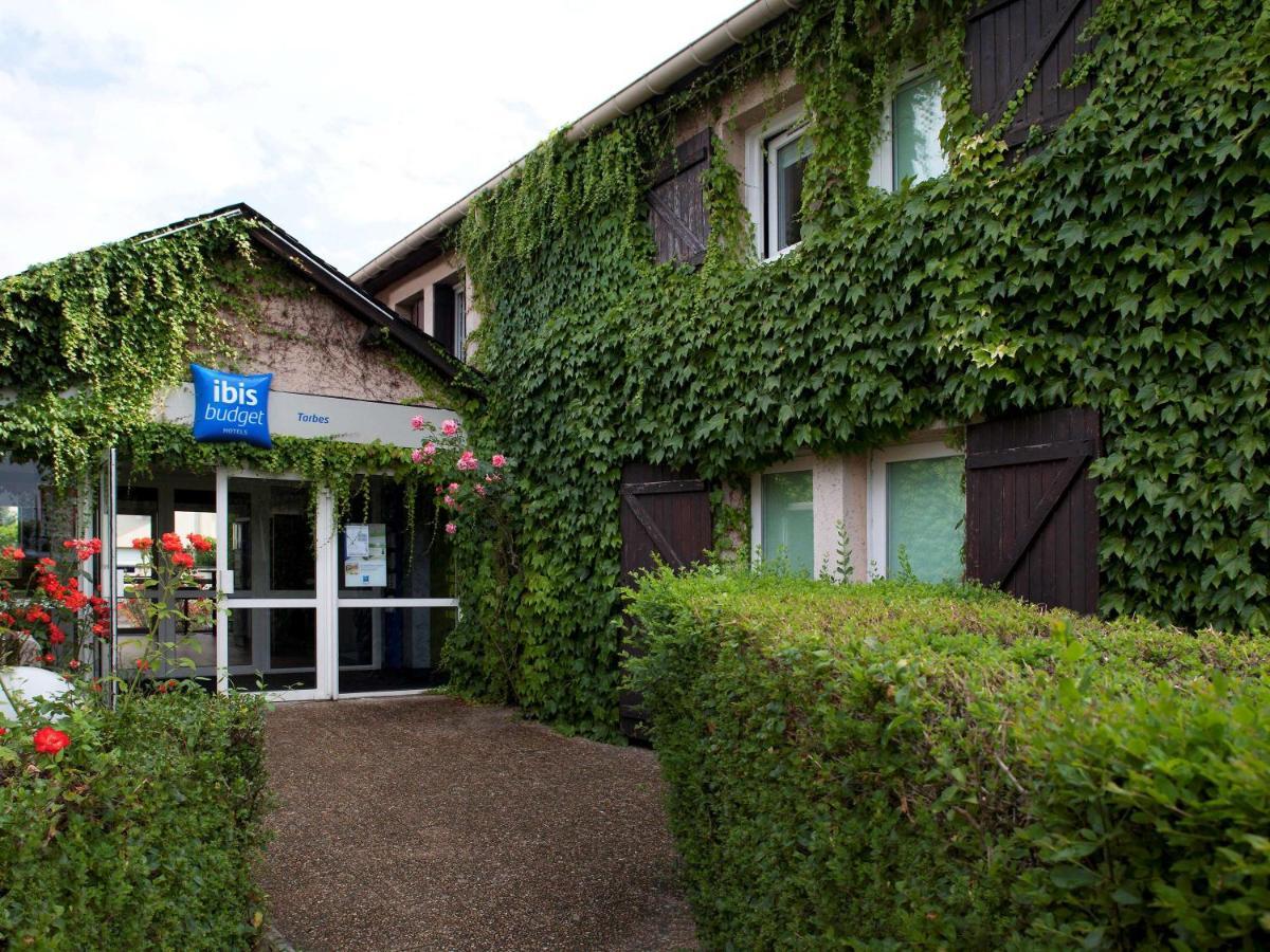 ibis budget Tarbes Buitenkant foto